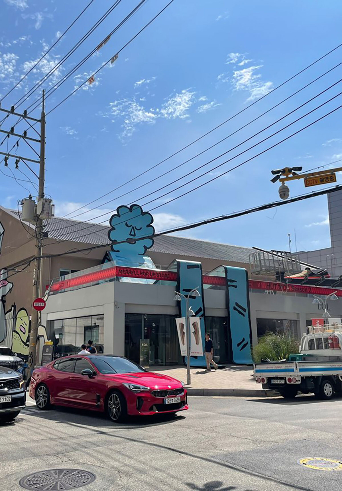 韓国のいまを知るなら聖水洞のセレクトショップEQL SEONGSU GROVEへ！